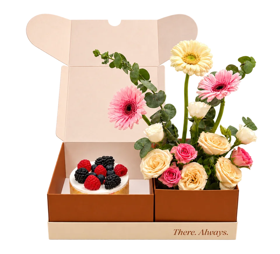 Cake and flowers in a Ganache gift box